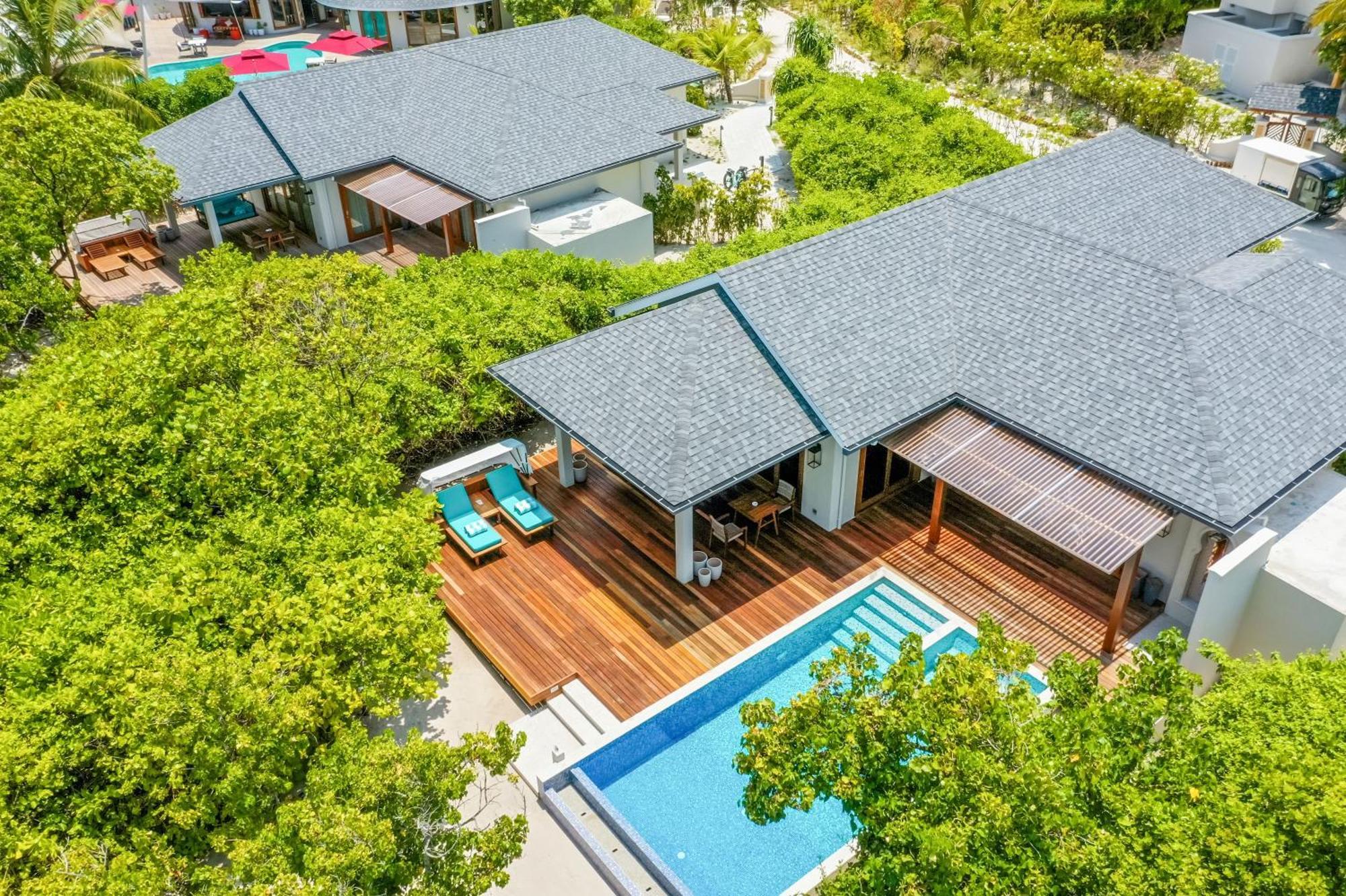 Hideaway Beach Resort & Spa Dhidhdhoo  Exterior photo
