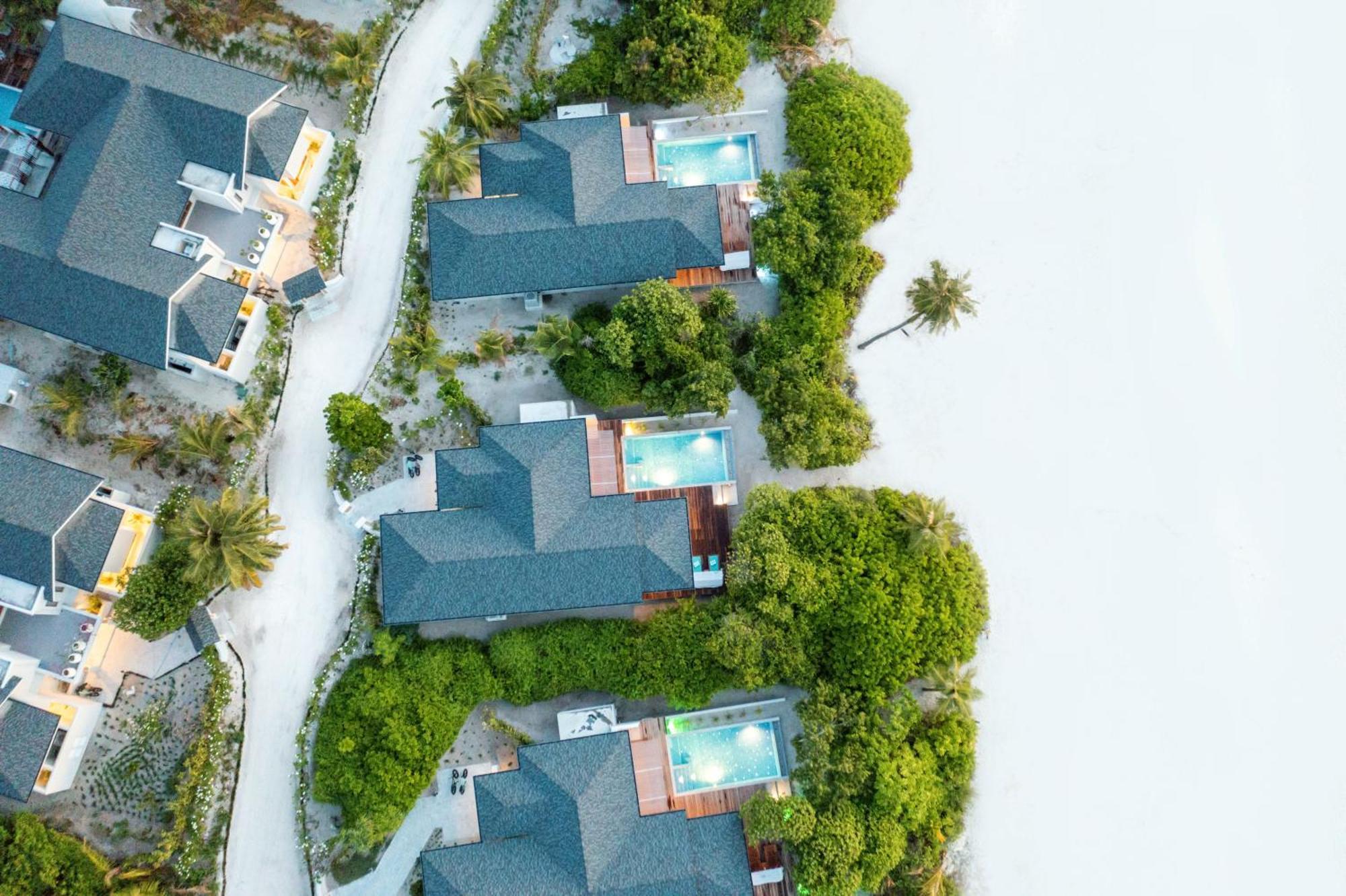 Hideaway Beach Resort & Spa Dhidhdhoo  Exterior photo