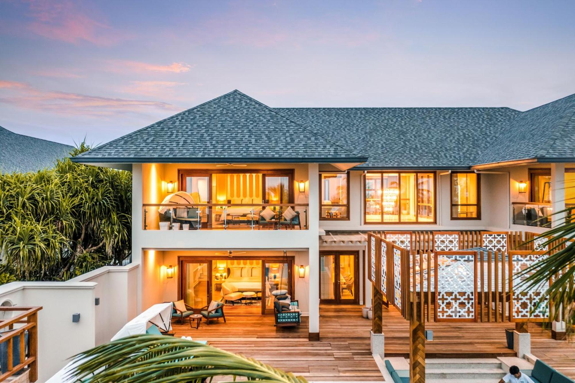 Hideaway Beach Resort & Spa Dhidhdhoo  Exterior photo