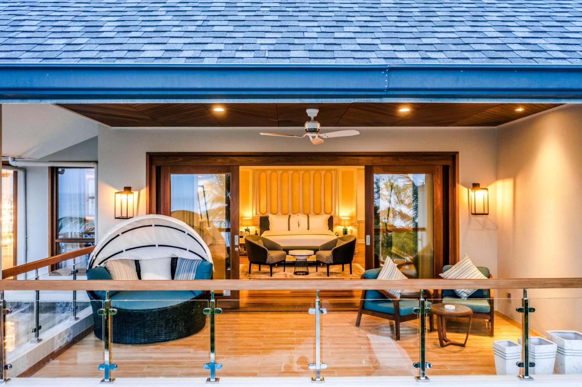 Hideaway Beach Resort & Spa Dhidhdhoo  Exterior photo