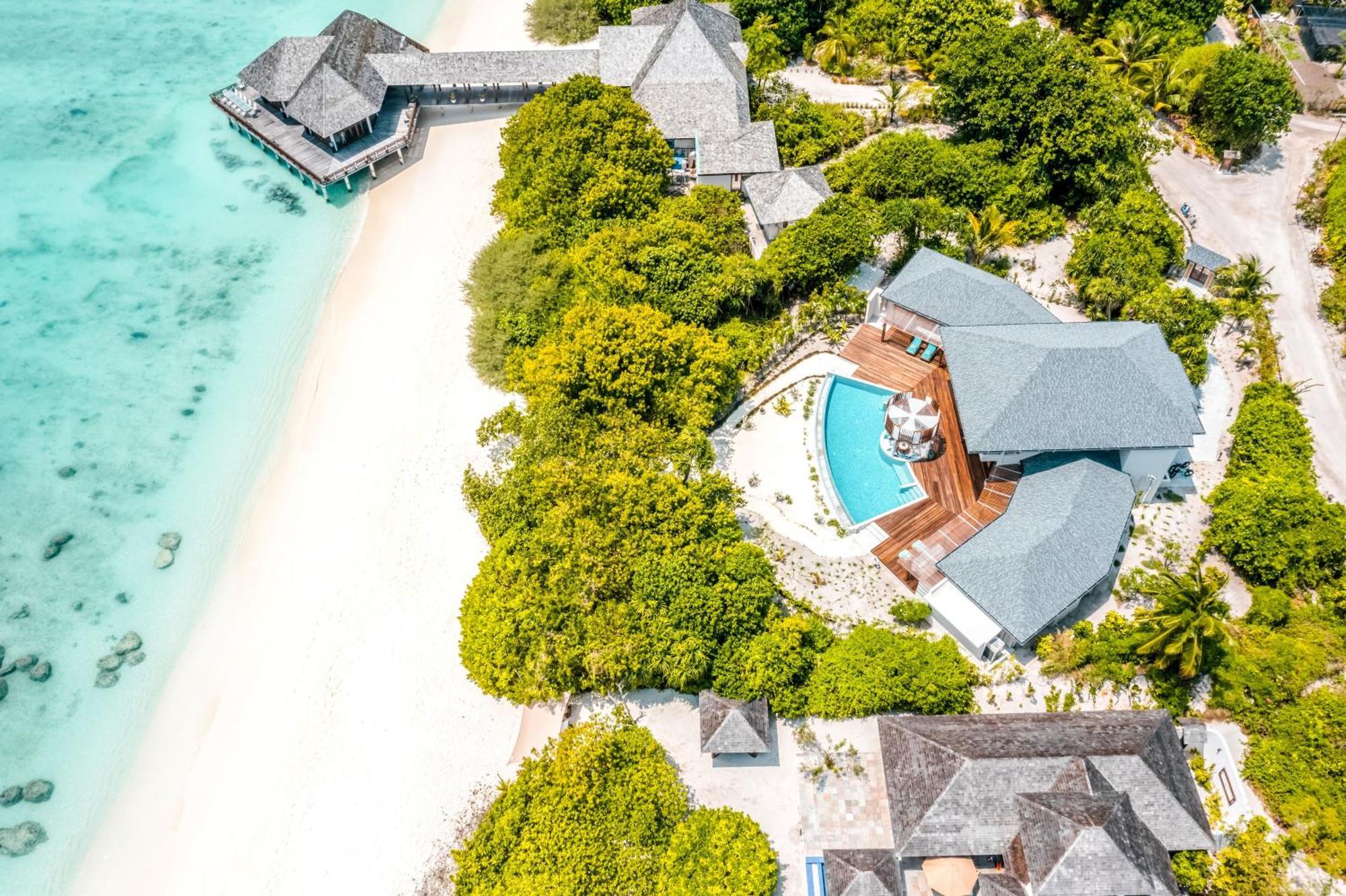 Hideaway Beach Resort & Spa Dhidhdhoo  Exterior photo
